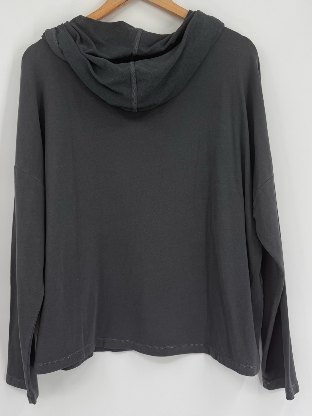 Lou & Grey NWT Womens Gray Oversized Hoodie Top Size L Long Sleeves Mid Weight - Picture 7 of 9